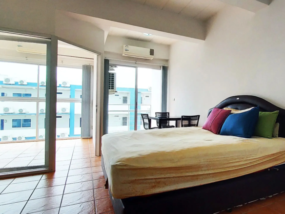 1 Bedroom Apartment @ Avatara Condominium B