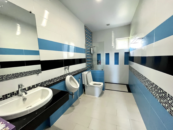 4 Bedroom Single Family Home @ House for sale in ThabMa Rayong