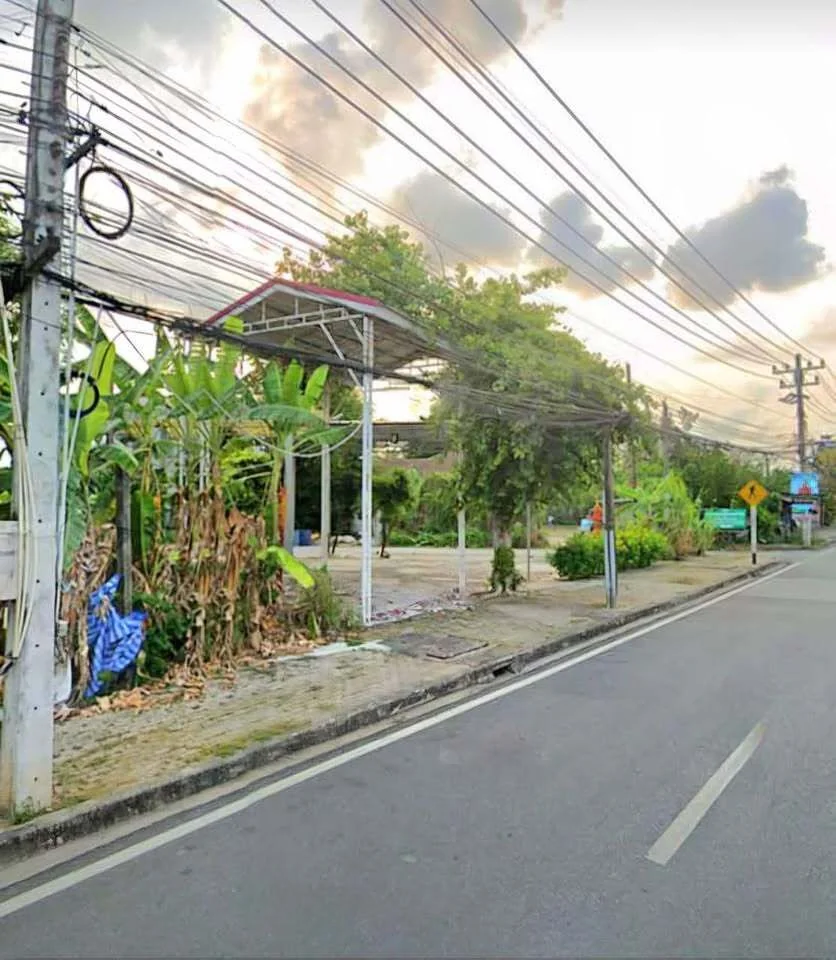 None Bedroom Villa @ Land for sale on Sukhumvit Road